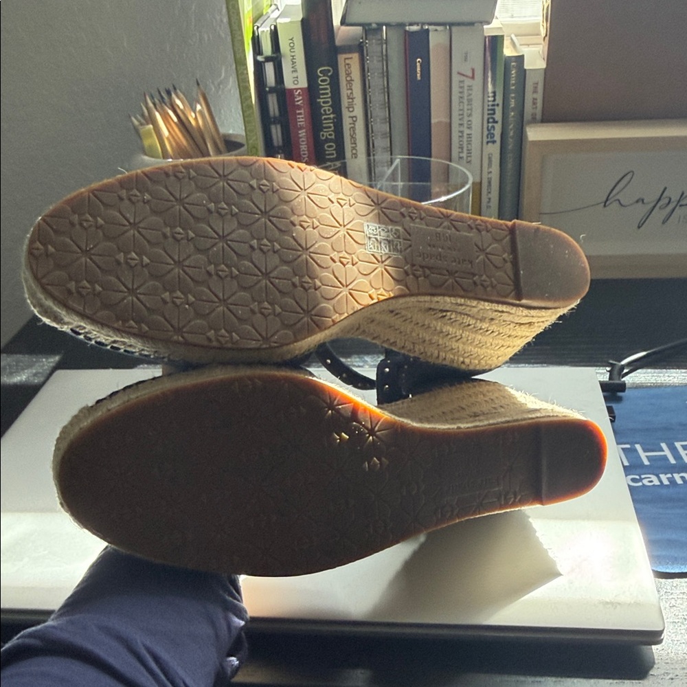 kate spade Navy Suede Espadrille Ankle-Strap Flats. Like new condition 🫶🏻 - Picture 5 of 8